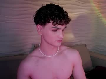 adam_21cm - Live Performer