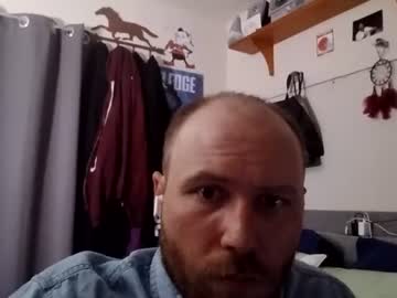 agobber naked men live cam show