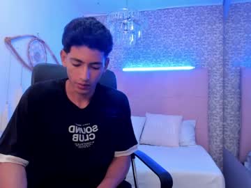 alejo_exotic naked men live cam show