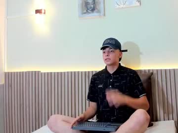 alex_sounders naked man live cam