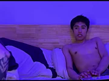 alexis_mtl naked men live cam show