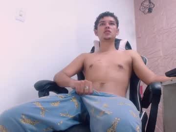 ali_sebas naked man live cam