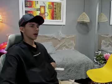 amethystshadow naked men live cam show