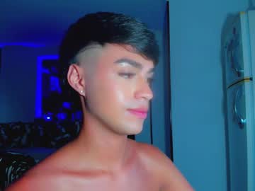 anddy_grey1 naked man live cam