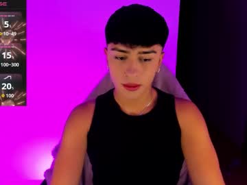 andreewwx_m naked men live cam show
