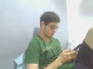 andres129494 naked men live cam show