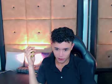 andrescock01 naked men live cam show