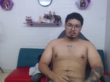 andy_bigdick18 naked men live cam show