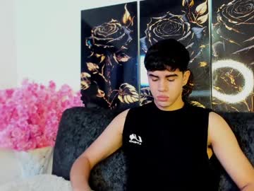 andy_wood1 naked men live cam show