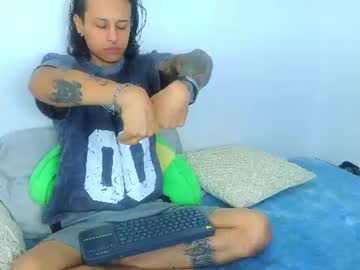 anndy_txxx naked men live cam show