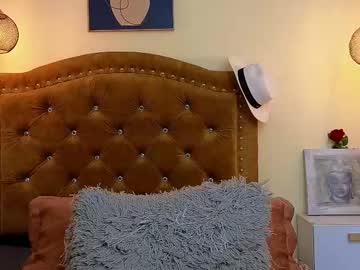 apolo_rousse naked men live cam show