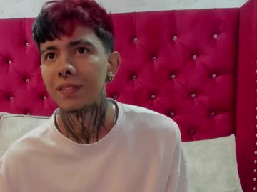 arespaxton naked men live cam show