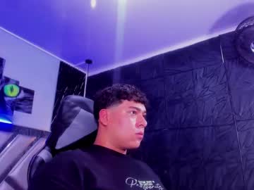 menchats / menchat: aronzulon