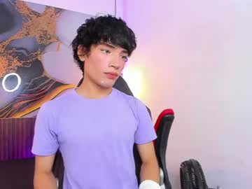 avennlove naked men live cam show