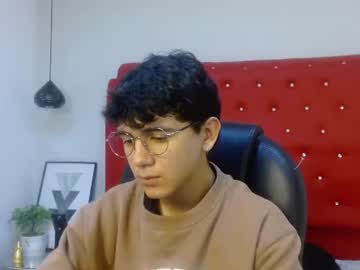 axel_rose20 naked men live cam show