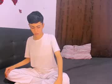 menchats / menchat: axel_sweet18
