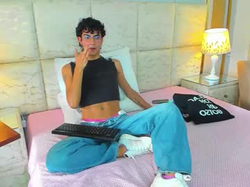 axelrushh naked men live cam show