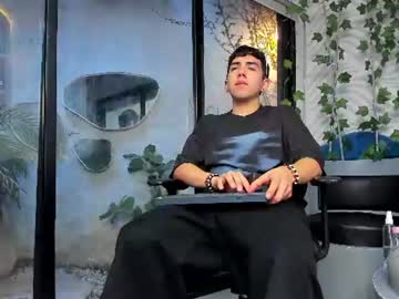 axelstong1 naked men live cam show