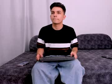 axxel__ naked men live cam show