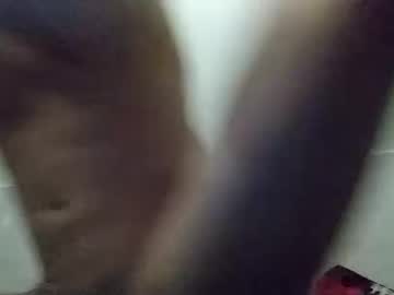 biyooln naked men live cam show
