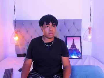 blaise_bailey13 naked men live cam show
