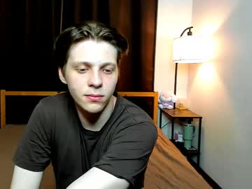 blossomandbee naked men live cam show