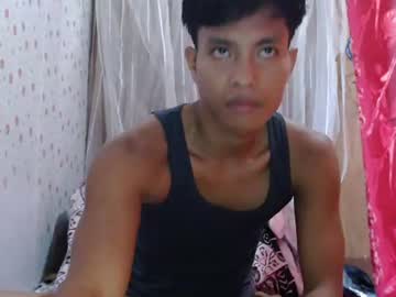 boy_moreno14 naked man live cam