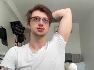 cddwot naked men live cam show