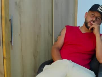 charles_green_ naked men live cam show