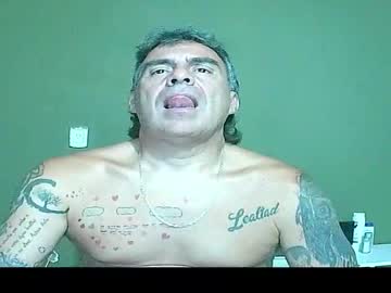 menchats / menchat: chato012