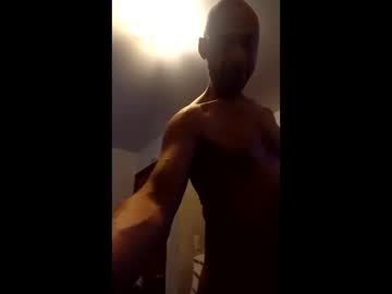 cheeze111 naked man live cam