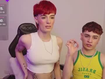 chloe_embeer69 naked man live cam