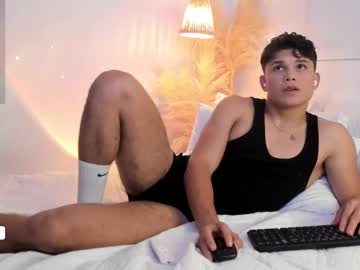 chris_argent naked men live cam show