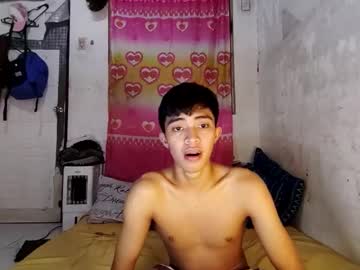 come4mebabe naked man live cam