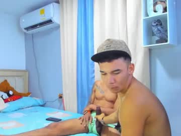 menchats / menchat: couple_bigcock_