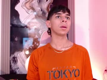 cristhian_slytherin naked man live cam