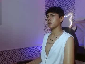 damian_tay1 naked man live cam