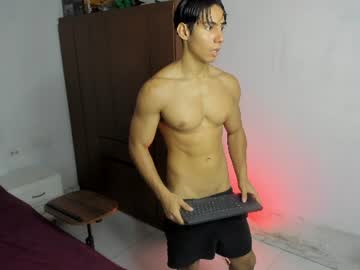 danii_apolo naked men live cam show