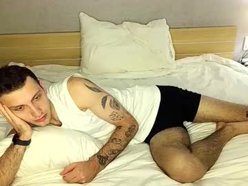 darkrogue18 naked men live cam show