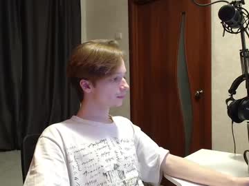 menchats / menchat: daylilong