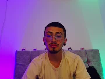 dennis_moons naked men live cam show