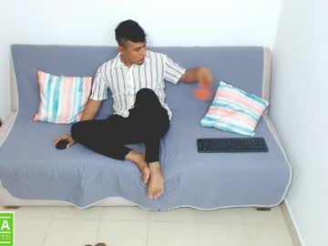 denzel2603 naked men live cam show