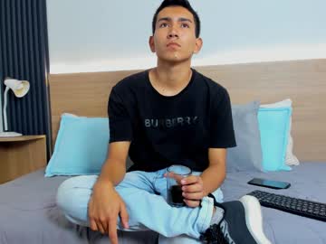 dereck_30_ naked men live cam show