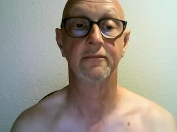 devbiuwe naked men live cam show