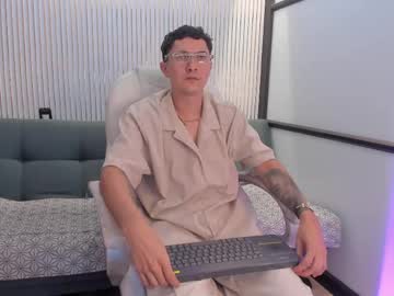 diamondss_1 naked men live cam show
