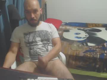 dinchtcams naked men live cam show