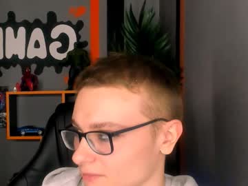 emmit_barker - Live Performer