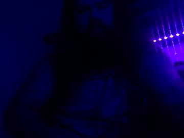 menchats / menchat: enchantedhammer