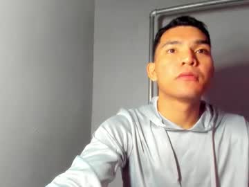 ethanwalter7778 naked men live cam show