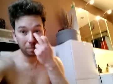 excuteboy naked men live cam show